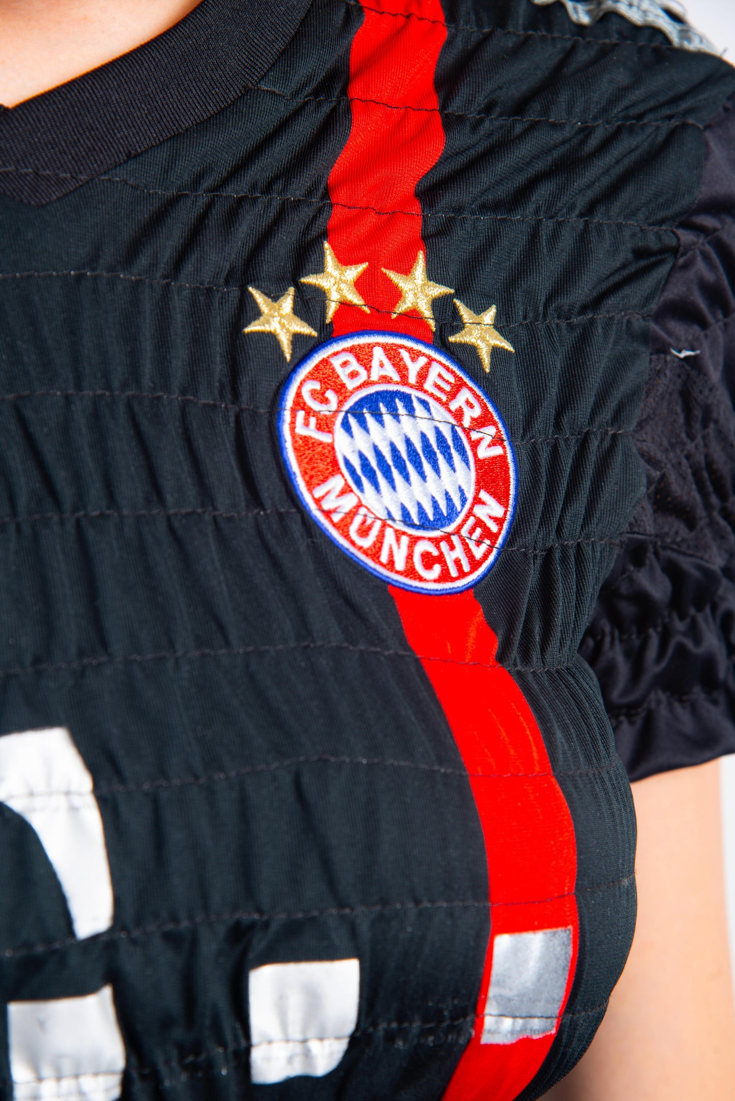 Wrinkle Football Tee - Bayern Monco