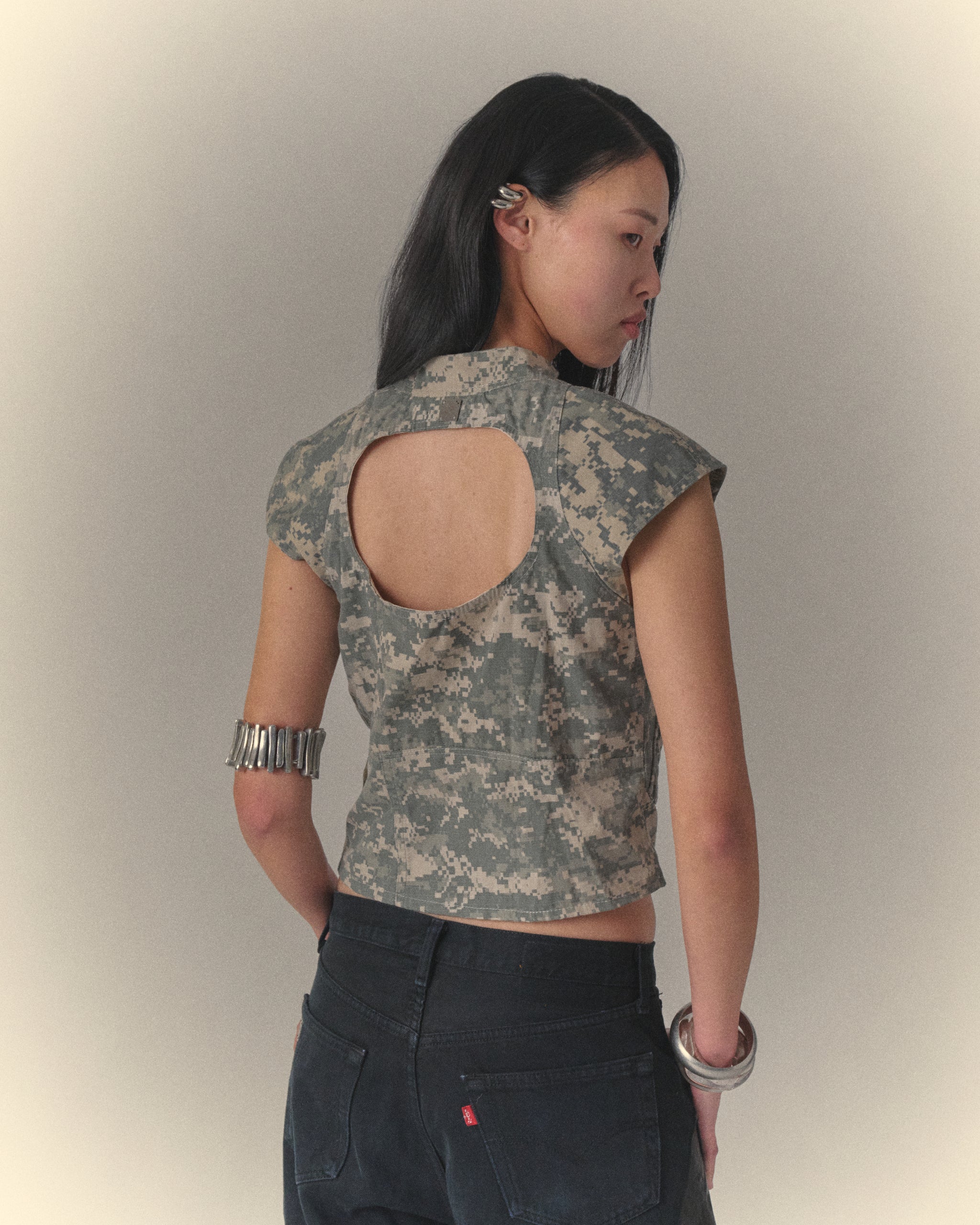 Digit Camo Vest